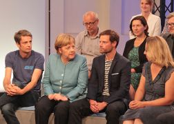 Bundeskanzlerin Merkel In Jena 140818 0018
